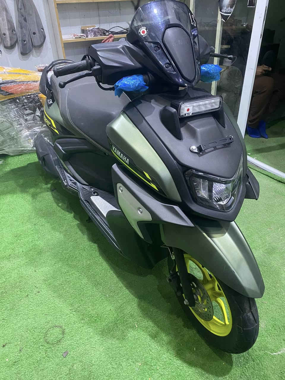 للبيع 24 ZR 
قصاد ماستر كارد لرافدين او نقد
مستعمل نضيف/مكاتبه فقط
عنوان سماوه /شارع لصياغ
***********
