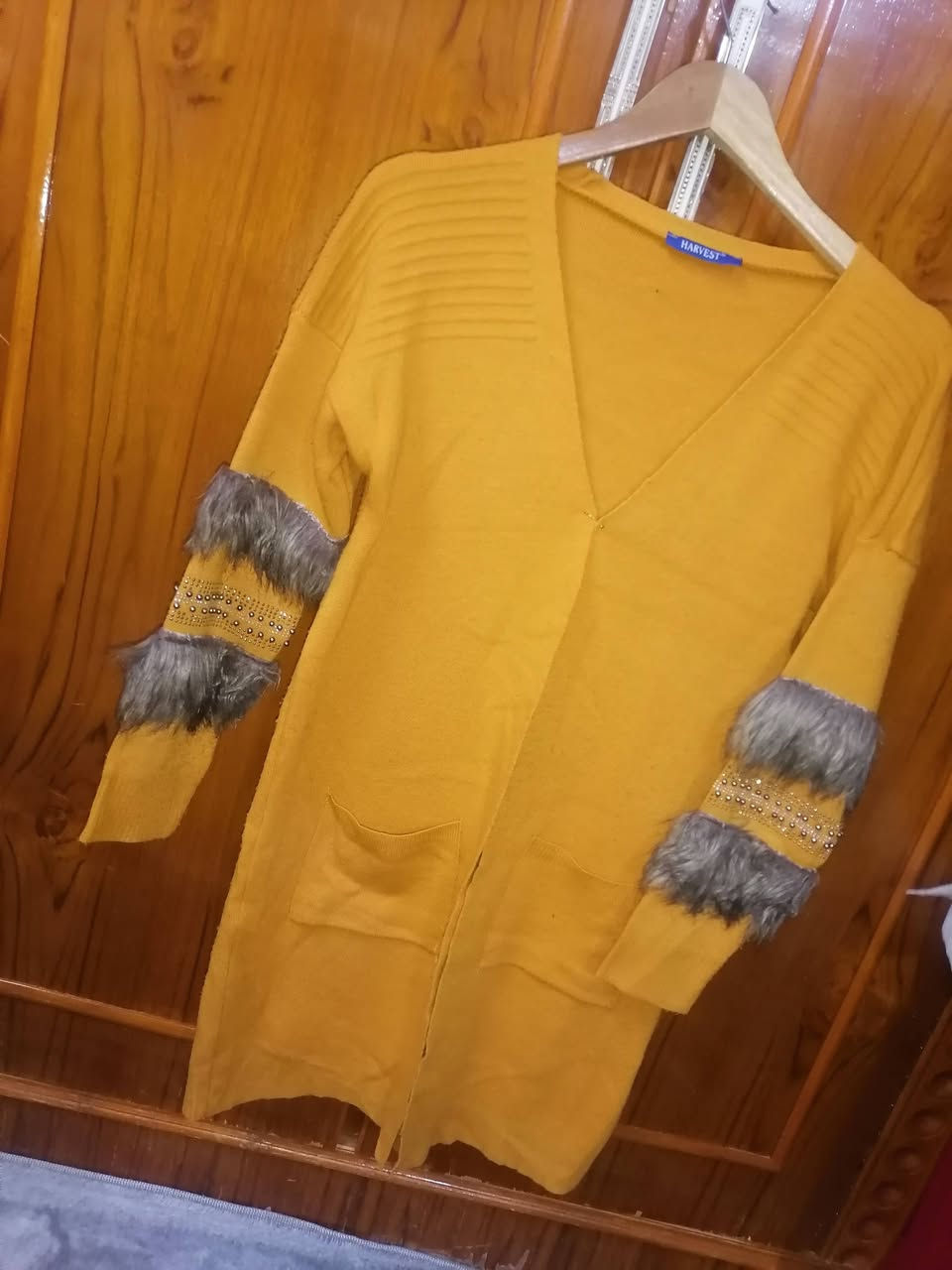 القطعة ب ٢٠٠٠ بنات  الي تاخذ ٥ قطع وفوق احسب القطعه بالف واضح بنات حبيباتي


**إذا كنت صاحب هذا الإعلان وتريد حذفه لأي سبب، رجاءا أرسل رسالة إلى الدعم الفني**