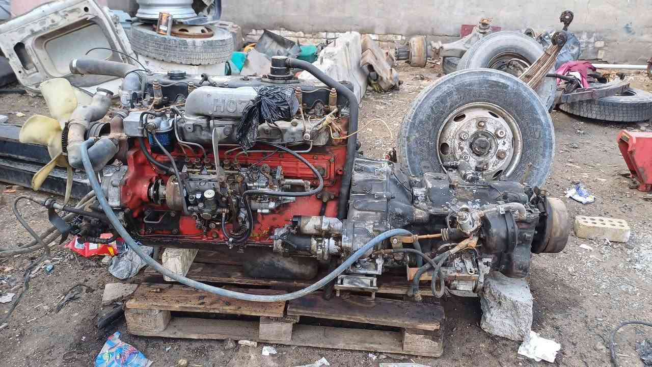 مكينه وكير هينو جي70للبيع ***********
