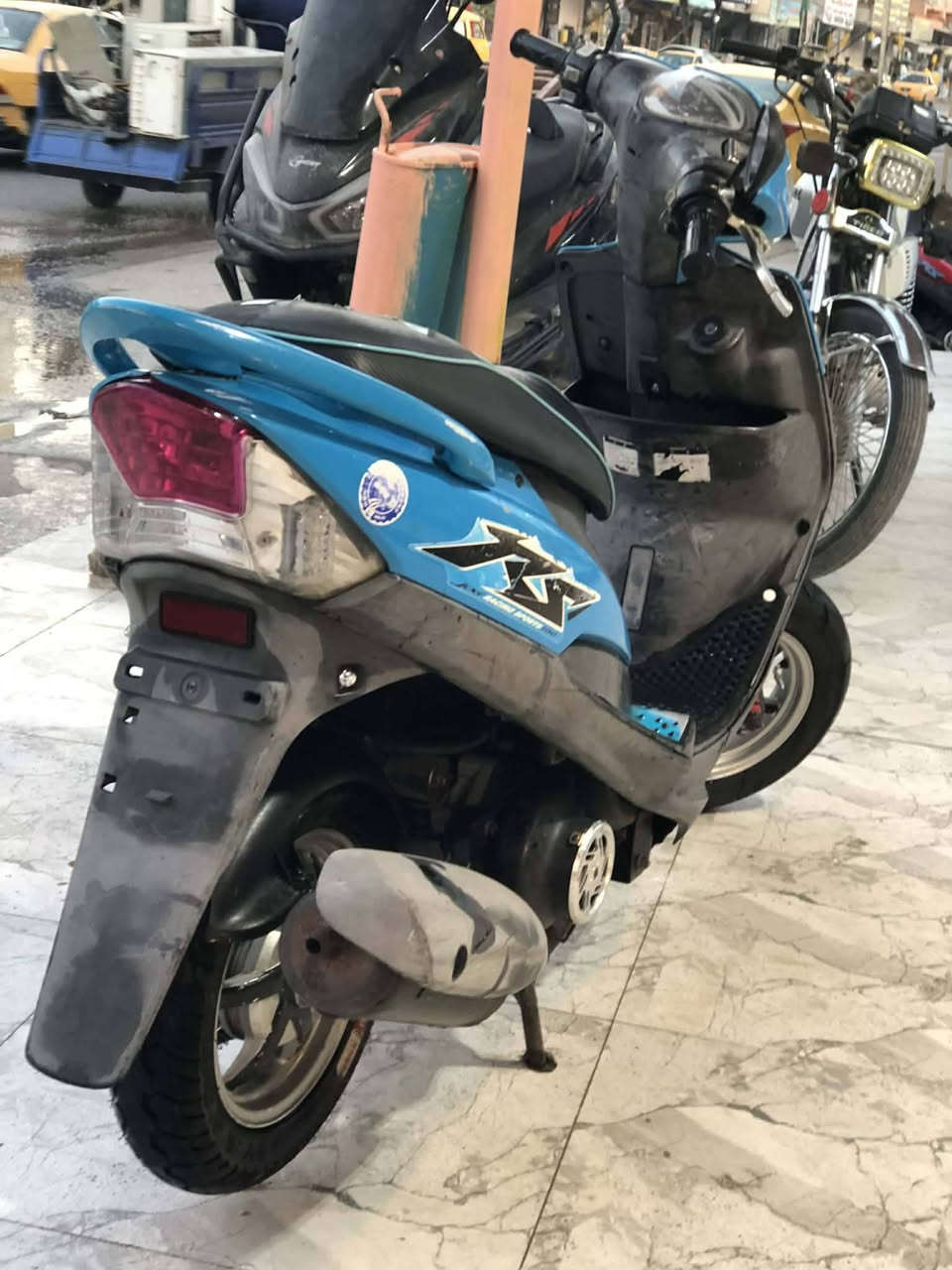 السلام عليكم ماكس عدله كافله ختم واحد ويل اصلي بيه كله شغال كهربائية السعر 1250 بيه مجال قليل مايعرف الأسعار لا يطب رجان العنوان دوانيه الهاتف ***********
