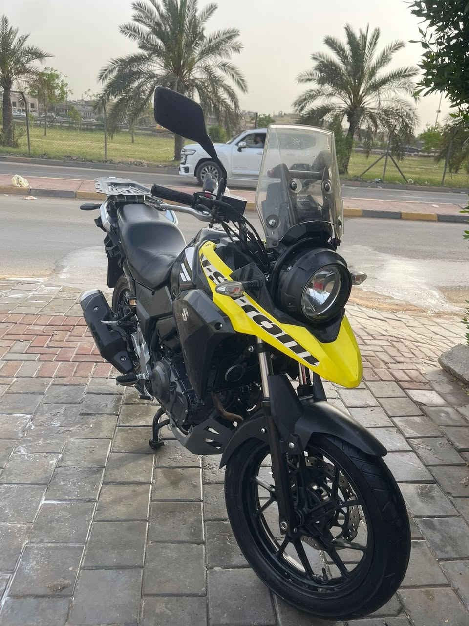 Suzuki V -￼storm
￼ الماكينة 250 cc سعر الدراجة 26 ورقة دراجة مقفولة كفالة عامة تدفع بيده المكان مدينة الصدر رقم الهاتف ***********￼￼￼￼￼￼
