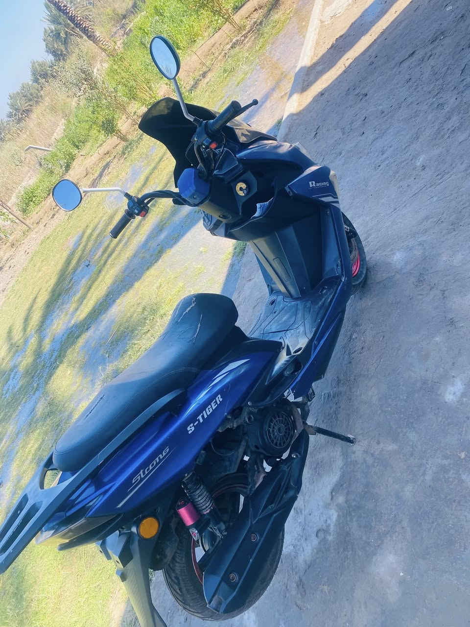 ‏*********** دراجة للبيع اسمها سترونك ماليزي مديل 23  أم جفتة مرة واحدة أغراضها أصلية ودرجة ما شاء الله نظيفة￼ للبيع 350
