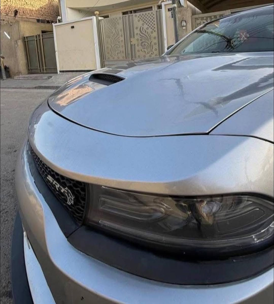 جارجر ار تي 🚀✈️ السعر 180وبيها مجال بسيط للشراي يتصل ويدلل ورجاءا الموشراي لايتعبني السياره مصروف عليها هوايه وذا مااعجبتك وتشوفها غاليه اعبرها واترك كلمه حلوه مثلك 🤍رقم بغداد تحويل شوكت متريد
مواصفات الارتي فول عدا الفتحه 

هيمي 5700 | مكينه كير مكفولات ومسويلها ادامه

ماشيه 108ميل✅

موديل 2016✅ قطره صبغ مابيها السياره فقط اماكن بارد قليله 

رقم بغداد تحويل شوكت متريد رقم  مميز مرتب✅

تبريد ثلج كله بلادي✅ 

ويل نجمه خسفه قويه تو سايز اصلي مو تجاري✅

حدادية صدر امامي خلفي شاده جديد ✅

حجر بيئة بلادي✅ 

السيارة بدون تزويد ولا متعوبه مثل البقية✅ 

دواخل جديدة ✅ غرفتها جديده شادها 

دوسات ولحية ودفيوزر✅

عليهه مري باتمان وسكوبات ✅

وبنيد كاربون الياف✅

السياره عليهه منظومه زنون جديده شادها ✅

نظام صوت الباين ✅

نظام ترحيب تلقائي✅

شاشة حجم كبير ✅ 

كشنات حظن ✅

حساس خلفي ✅

تايرات جدد شادهن الخلفي 315 والامامي275  ✅

نظام انعكاس الإضاءة العالية اوتو للمرأة الوسطية✅ والمري الجانبية✅

كزوز بلادي جان بيها اكزوز رعب بس شلته من وره المرور ✅

حجر بيئه بلادي ✅

ودسكات مبدل جديده✅

السياره حادثها فقط البنيد وكلش خفيف ولغود ✅ وشواصي مكفولات بس البنيد ومبدل كاربون الياف✅ وصور الحادث مرفقه ✅ السعر 180 ومجال بسيط

🏠العنوان : بغداد حي الاعلام للاتصال☎️ ***********📞 موجود فقط واتساب ☎️
