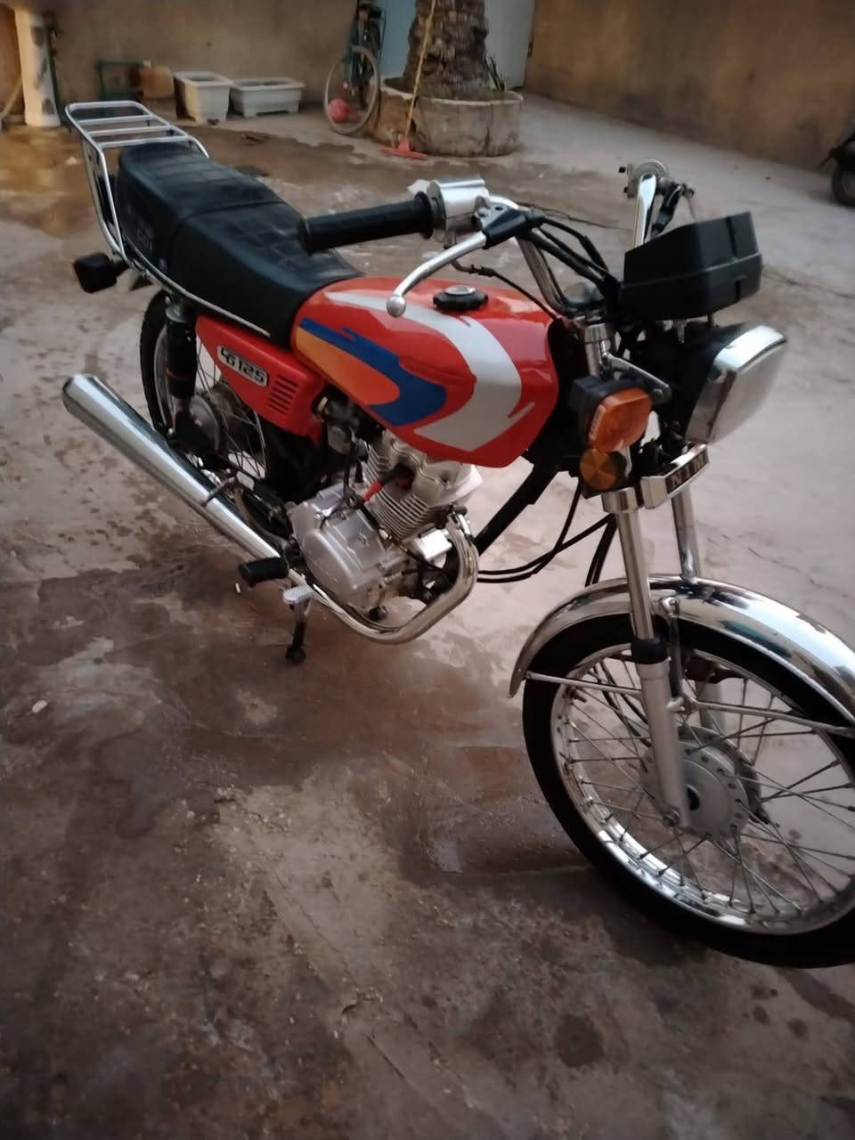 سلام عليكم دراج اربعه كير (أوراق اسكنر) موديل 23 ما مفتوحه شرط الفحص السعر 650 وفيها مجال بصيط مكاني نجف كونه ***********
