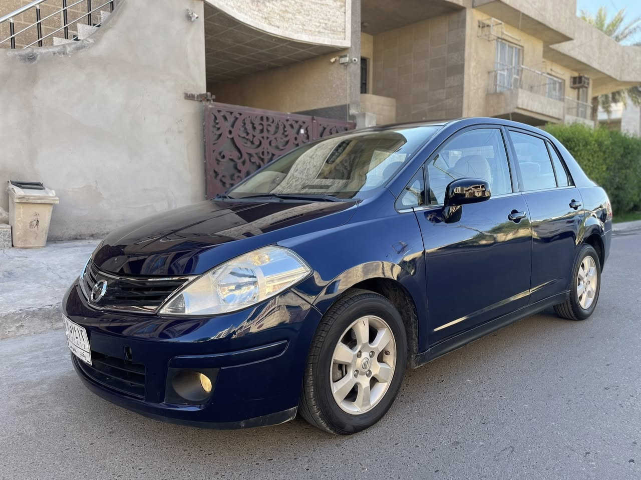 السلام عليكم للبيع فقط نيسان تيدا 2007مكسيكي مكينه 1800 سياره جديده جدا كير مكينه تبريد كهرباء صدرين امامي خلفي غرفتها جديده تخم تاير سياره على ايد وحده مصبوغه حزام جماليه سياره جاهزه متصرف عليها ابد رقم بغداد شرط التحويل السعر 74 ورقه 
بغداد الاعظميه 
‭0772 610 7882‬  اتصال فقط
