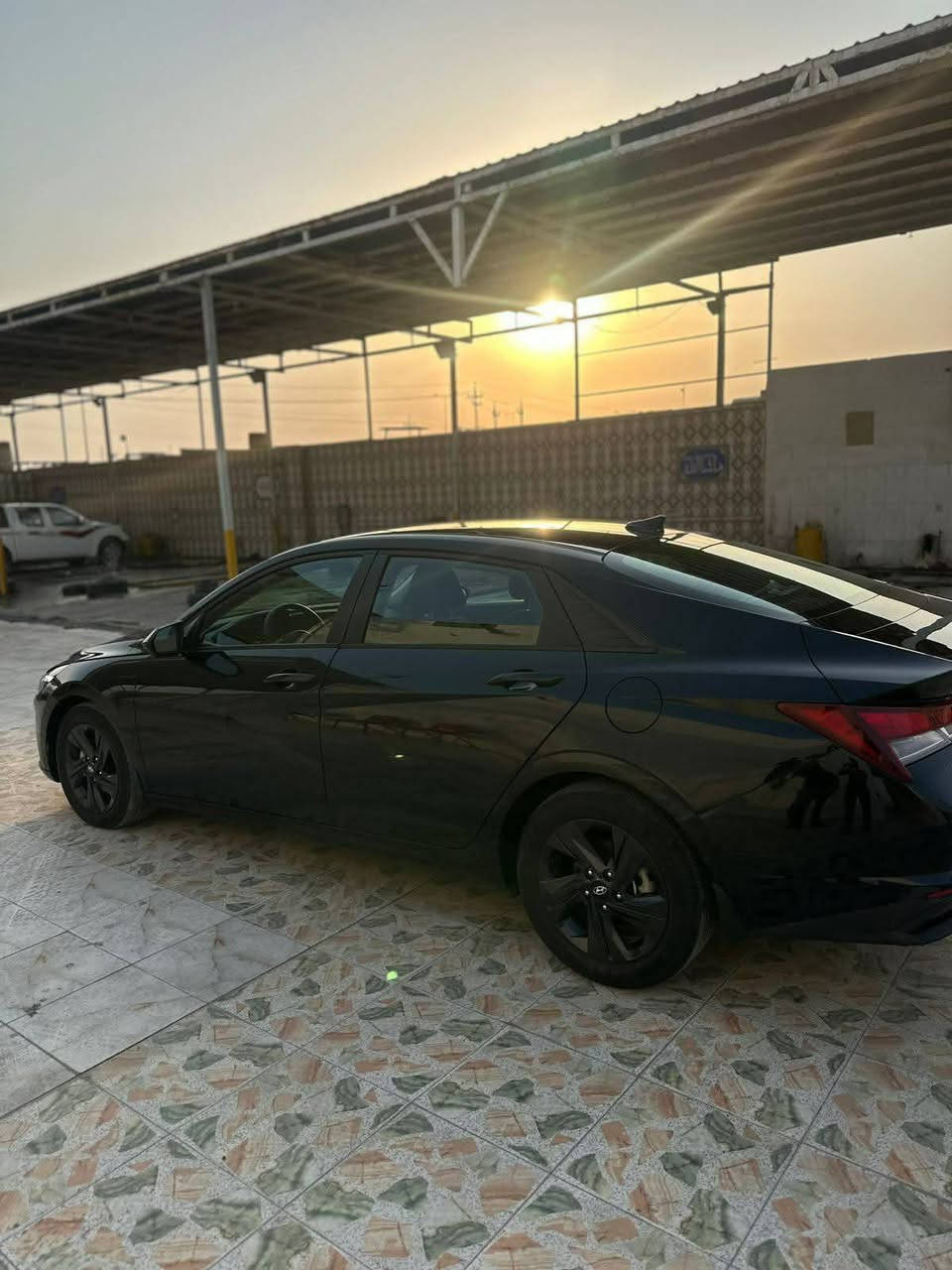 النتره 2023  وارد امريكي بصمه
تشغيل عن بعد. بصمة ابواب وترحيب
تبريد بيانو  سماعات BOSE لدات امامي 
صندوق ذكي 
رادارات امامي جانبي خلفي تحديد مسار. قيادة ذاتيه
نقطة عمياء. توقف ذاتي مانع تصادم. شاشة اعطال 
كامرا دواره. شاشة جبيرة  اوتو هولد. درايف مود 
نورمال. سبورت. سمارت 
وبعد هواي مواصفات 
سبير وعده كامله محرك 2000 دوش
السياره كفاله عده شبر بلهلال الخلفي
 رقم ميسان معوقين 2025 
تفاصيل أكثر  عنوان السيارة ميسان العماره
وايضآ السياره مغلفه تغليف حمايه 
السعر155
الرقم ‭***********
