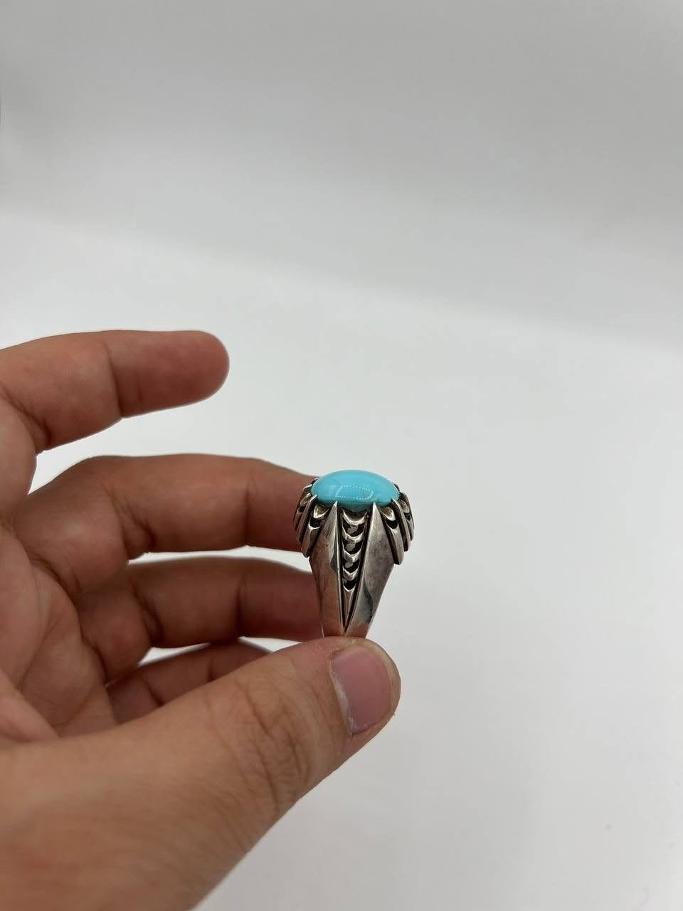 💍 خاتم بحجر الفيروز النيشابوري
✨ بلون تركوازي مميز
✨ صياغة يدوية أنيقة
✨ فضة عيار 925

💰 السعر السابق: 300,000 الف 
🔥 السعر الحالي: 200,000 الف دينار #النجف #العراق_السعودية_قطر_الامارات_الكويت_البحرين_اليمن_الخليج_سوريا_مصر_لبنان_الجزائر_تونس_المغرب_قطر_دبي #الفيروز_النيشابوري #أحجار_كريمه #خواتم_فضة


**إذا كنت صاحب هذا الإعلان وتريد حذفه لأي سبب، رجاءا أرسل رسالة إلى الدعم الفني**
