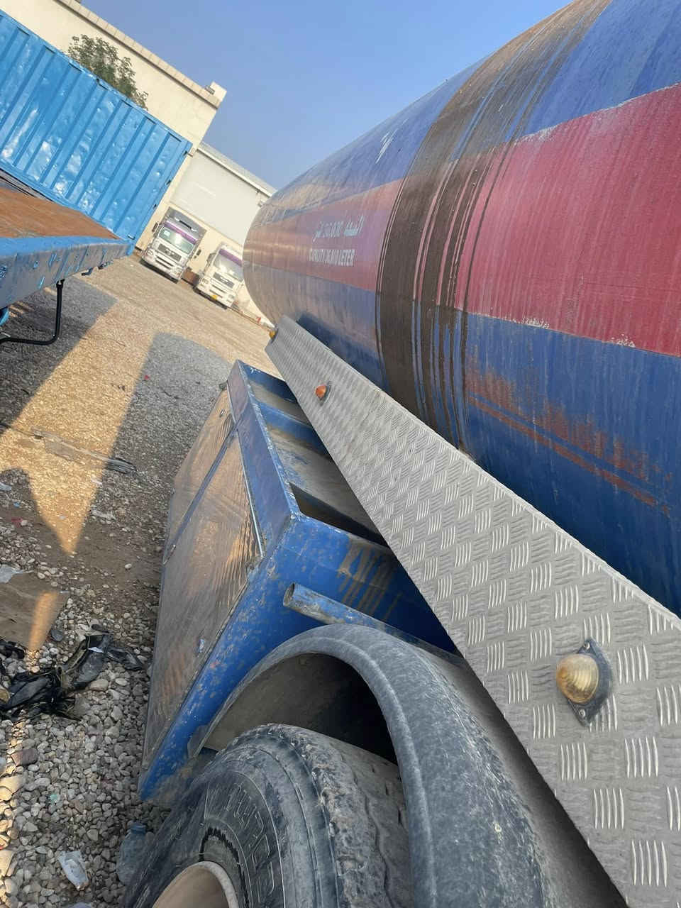 تنكى شاكر. ده بل.  2016 تاير.  تاقم تاير لوكه.  علوجه. زور زور ريكو پيكه نرخى. 85.   رقم. ***********.
