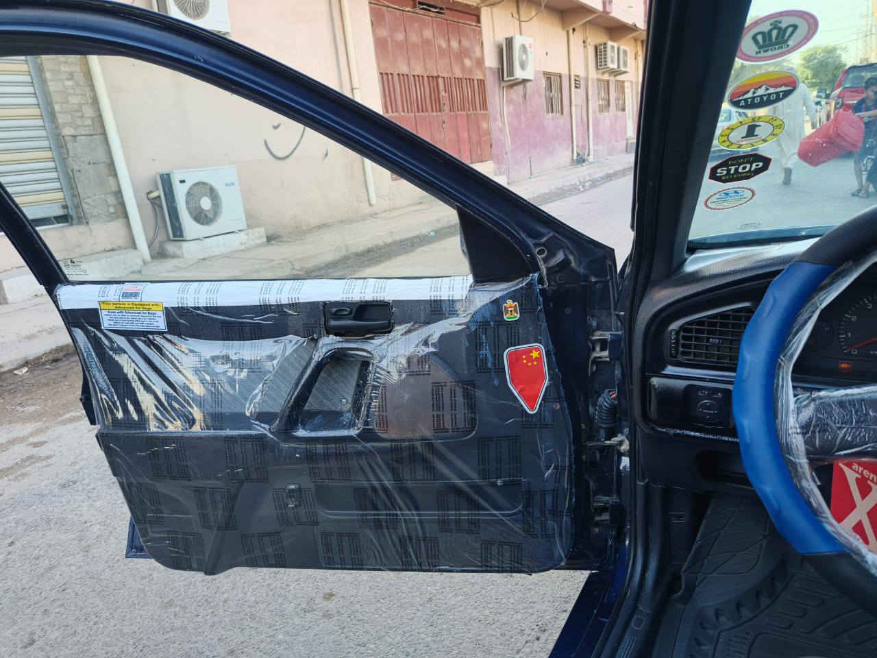 السلام وعليكم النتره موديل ٩٤ محرك مفتوح كير أوتو  تبريد ثلج 
محرك وكير جديد صدر جديد كهربائيات كله شغاله السياره دواخل السياره حيل نضيفه مصبوغة جديد بدون ضربه
رقم بغداد نكليزي
السعر ٣٣ مكان السياره فلوجه حي الشرطه 
*********** الفلوجة, الأنبار
