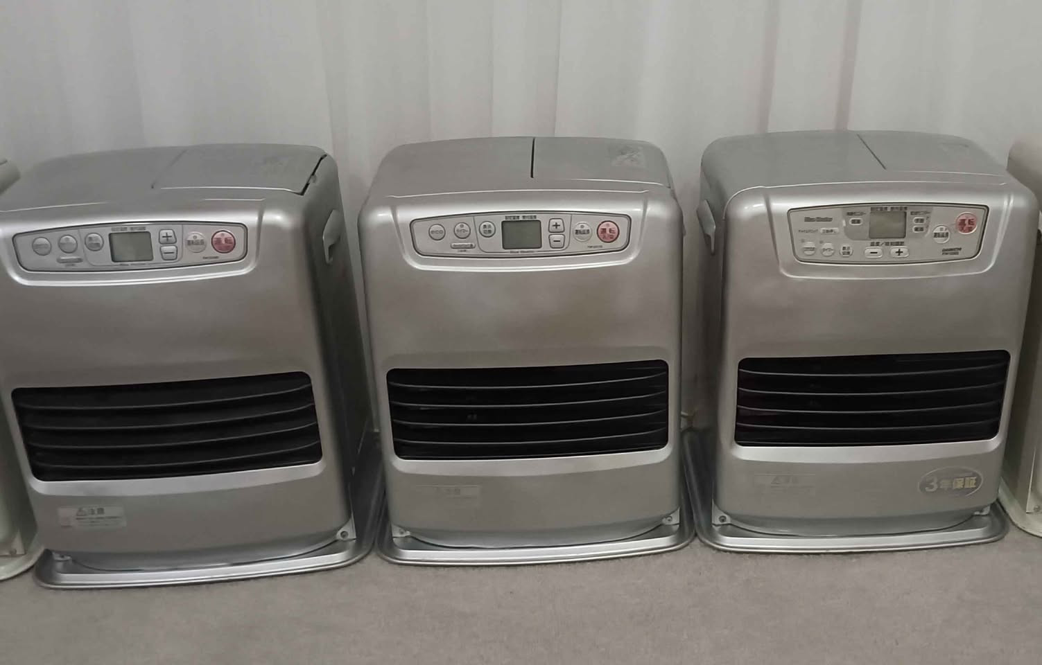 سۆپای نەوت و کارەبایی لۆک بەکار نەهاتوو. مارکەی بلو هیتەر. هەموویان سێ تەن و نیون. قفڵی هەر دانەیەک 100 هەزارە.گەیاندنمان هەیە بۆ هەموو شارێک رانية, السليمانية


**إذا كنت صاحب هذا الإعلان وتريد حذفه لأي سبب، رجاءا أرسل رسالة إلى الدعم الفني**