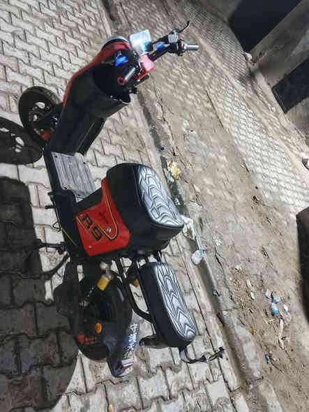 سلام وعليكم  دراجة - R9للبيع موديل 2025
السرعه109 
رباعيه شغاله
شاحنته البارون
العطله بيه بطاريه وحده متفوخه وما تمشي 
السعر 300 وبيه مجال لا تراسلني خاص ع هاذ الرقم
***********
العنوان البصره الموفقيه شارع الدكن وكله كبل
