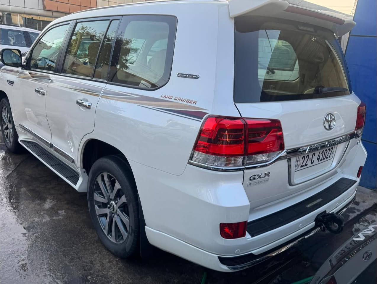 لاندكروز موديل 2017 فطيم 8سلندر ماشيه 130الف كيلو حقيقي مكان واحد تعديل بارد سياره جديده جدا 
السعر 475ورقه للتواصل على الرقم 
***********
