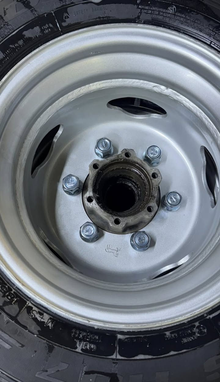 اشلونكم حبايب قلبي 
يتوفر لدينا تانكي مال فحل سعه  120 لتر مال فحل ابلادي شرط كوري اصلي 

تانكي مال نثيه ابلادي سعه 110 لتر مال نثيه ابلادي 

ويل ياباني 14 ابلادي ع نفس الاستدات مالتك بدون يي تحوير  استدات جيب شد ع نفس استد قديم مالتك شرط الضمان الحمل  ضمان 9 سنوات بواصل 
ويل تركي 14 ابلادي 
***********
الحجز والاستفسار واتساب او اتصال
