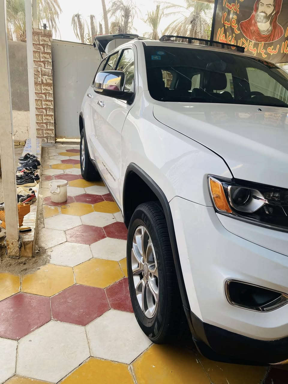 جيب م 15 وارد امريكي مواصفات لمتددً مزوعه للخير سياره جاهزه من كلشي ربع ما تصرف عليه من دوام للبيت رقم بغداد دولي تحويل ثاني يوم  حادثه 3 قطع مبدلات الوجه أصليات شرط إذا مو أصليات ترجع مكان ناصريه ستفسار ***********
