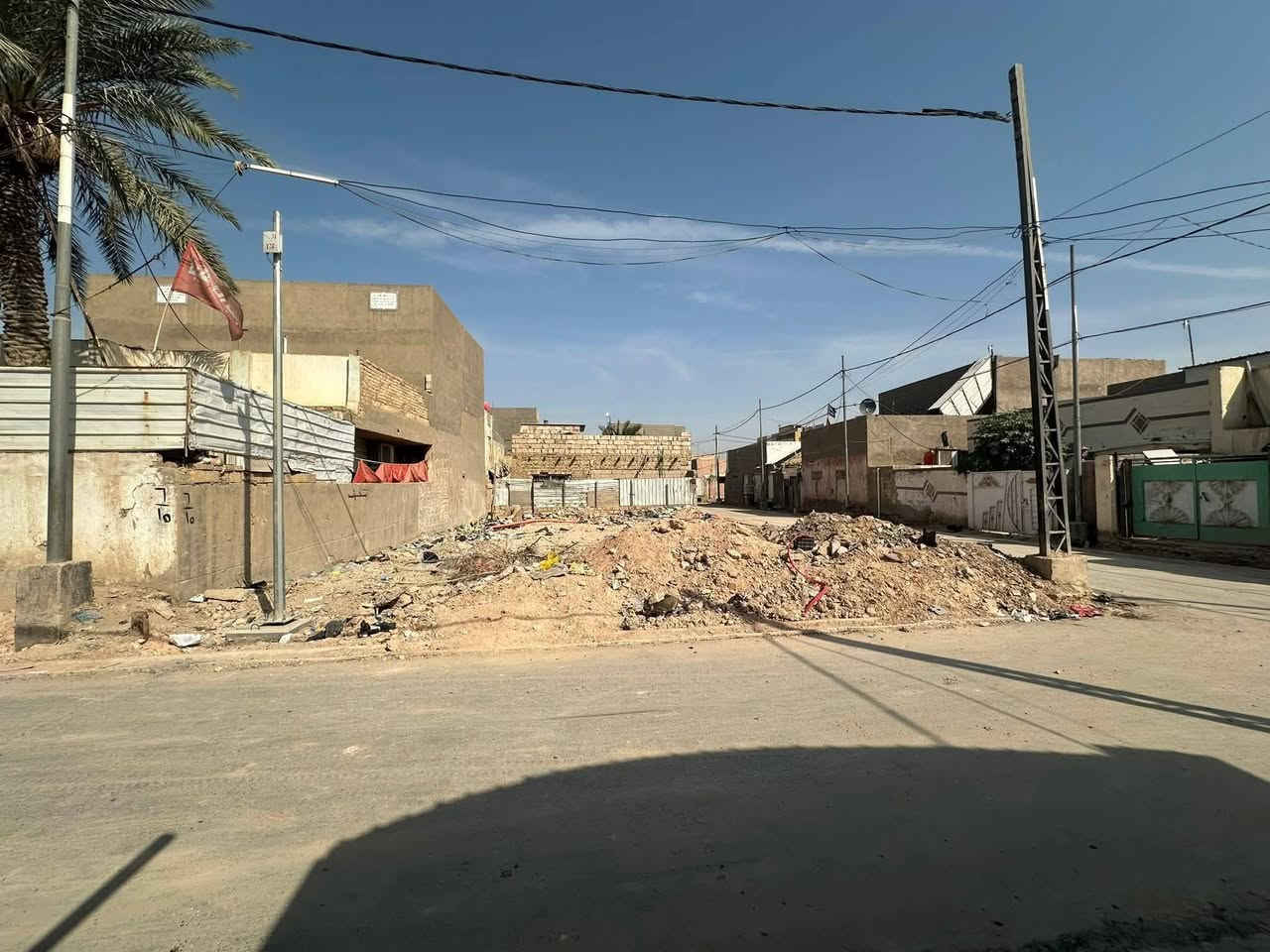 🛑 عرصة  للبيع 🛑 
المنطقة : الديوانية .  حي الصدر  الاول  🚩
اقرب نقطه داله : قرب ملعب النجمة  خلف مدرسة الرحمن 

المساحه : 230     تباع كاملة او نص
             ((طابو صرف )) 

🔼🔼🔼🔼🔼🔼

.............
للاستفسار
     مراجعة مكتب رسول الوزني للعقار   حي الحضارة بداية شارع اسواق طيبه 
//////////////////////////////
 للمعلومات ولمزيد من التفاصيل ⬇️
       مراسلة الصفحة
***********
