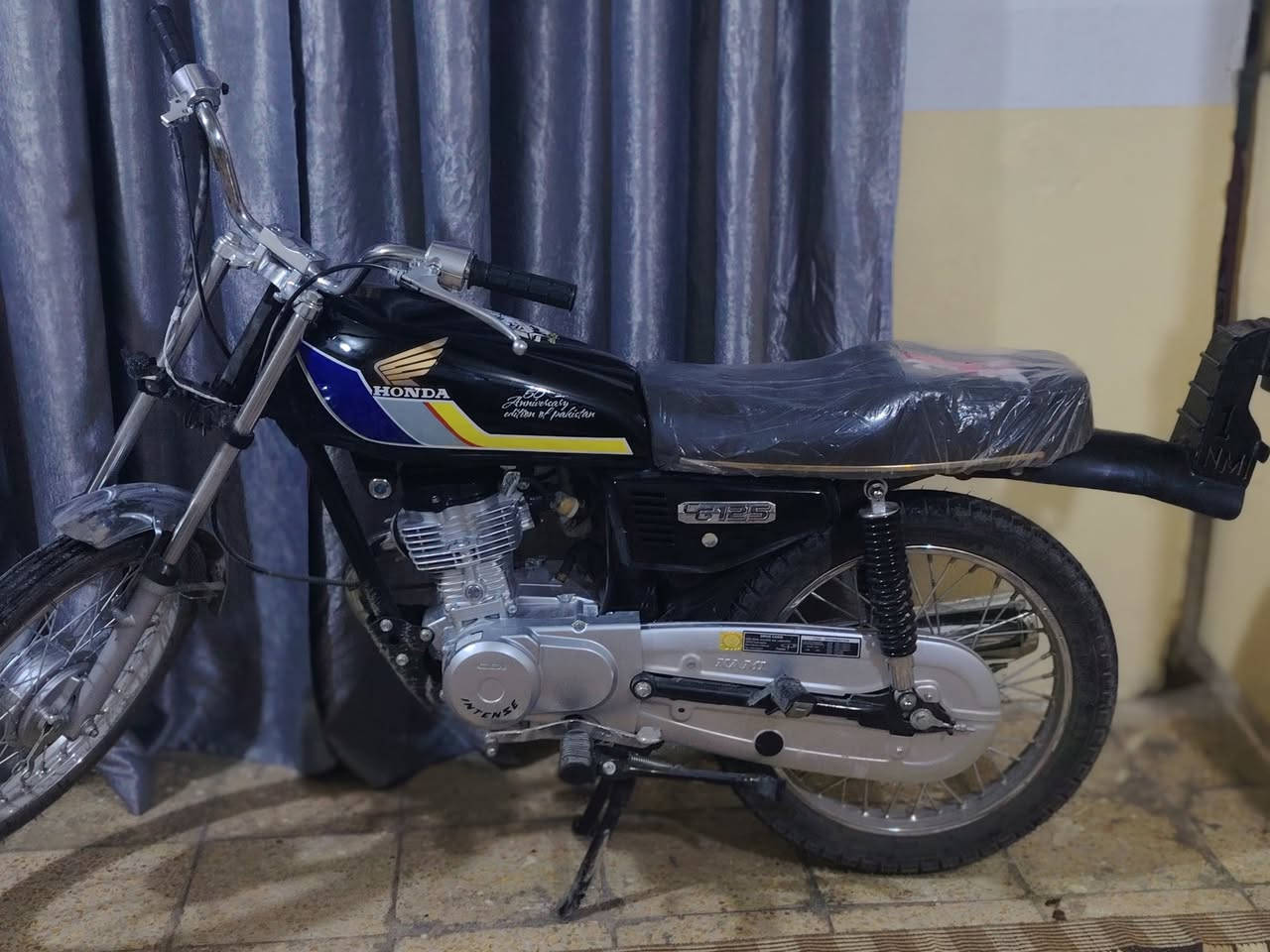 السلا عليكم شباب دراجه البيع نضيفه تعمير 2026 دراجه أوراق اصولي المكان العماره حي العسكري السعر 850


**إذا كنت صاحب هذا الإعلان وتريد حذفه لأي سبب، رجاءا أرسل رسالة إلى الدعم الفني**