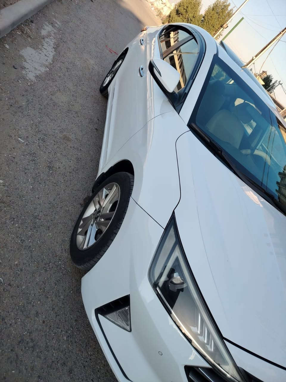 سلام عليكم النترا 2020 خليجي فول واحد على واحد بصمه فتحه مري شفط اشاير بالمري 5 ويل كب كلش حلوه وجديده السياره سونارها ويه المنشور جاملغ خلفي وباب صبغ  تايرات جديده بيها شادتهن تبريدها شغال ماشيه 105 كيلو
لايتات زينون مابيها ضرر بالشاصي كلش حلوه سعرها 
١٤٤ 
مكاني سيدية 
***********
