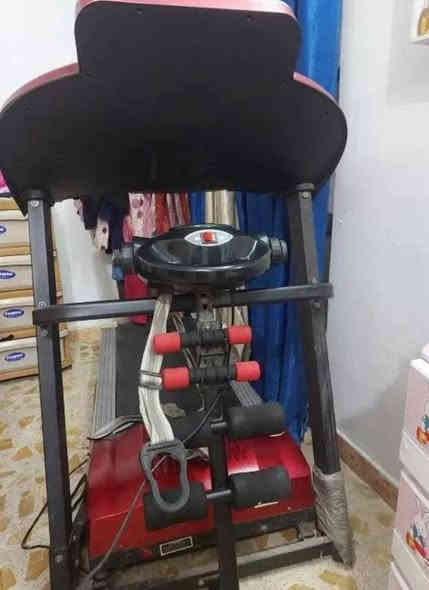 جهاز جري نضيف كلش اخوي جديد 
جهاز يتحمل وزان150كيلو فعلي 
جهاز نضام جبلي دبل مطور 
مع جهاز تكسير شحوم مع حزام بطن 
جهاز جبير وحجمه ضخم. كلش 
مع. كامل ملحقاته عنوان بغداد جسر ديالى قديم 
سعره400 الاستفسار اكثر عل رقم ***********
