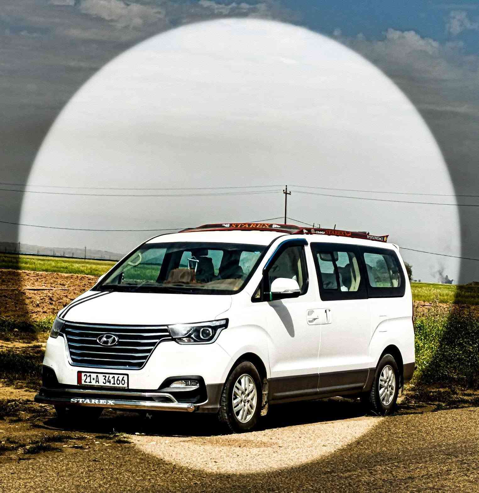 وعليكم السلام ورحمة الله وبركاته.
إعلان بيع

 سيارة هيونداي استاركس (Hyundai H-1 / Starex) موديل 2019.  المعروضة لتكون واضحة لكل من يرغب بالتواصل 

​تفاصيل ومواصفات السيارة:

​الموديل: 2019

​الرقم: سليمانية دولي (أصلي)

​المحرك: شرط الفحص (بحالة ممتازة)

​الماشية: 90,000 كم (حقيقي)

​أنظمة الفرامل: ديسكات أمامية وخلفية

​الإضاءة والكماليات: إضاءة داخلية 7 ألوان

​الأمان والمساعدة:

​كاميرا خلفية

​حساسات خلفية

​درع حماية أمامي وخلفي

​الإضافات الخارجية: سيباية (جنج / رفارف أو حاملة إضافية)

​السعر: $270,000 (270 ورقة) مع مجال للتفاوض البسيط (بيها مجال)

رقم الموبايل ​***********

المكان كركوك ناحية يايجي
