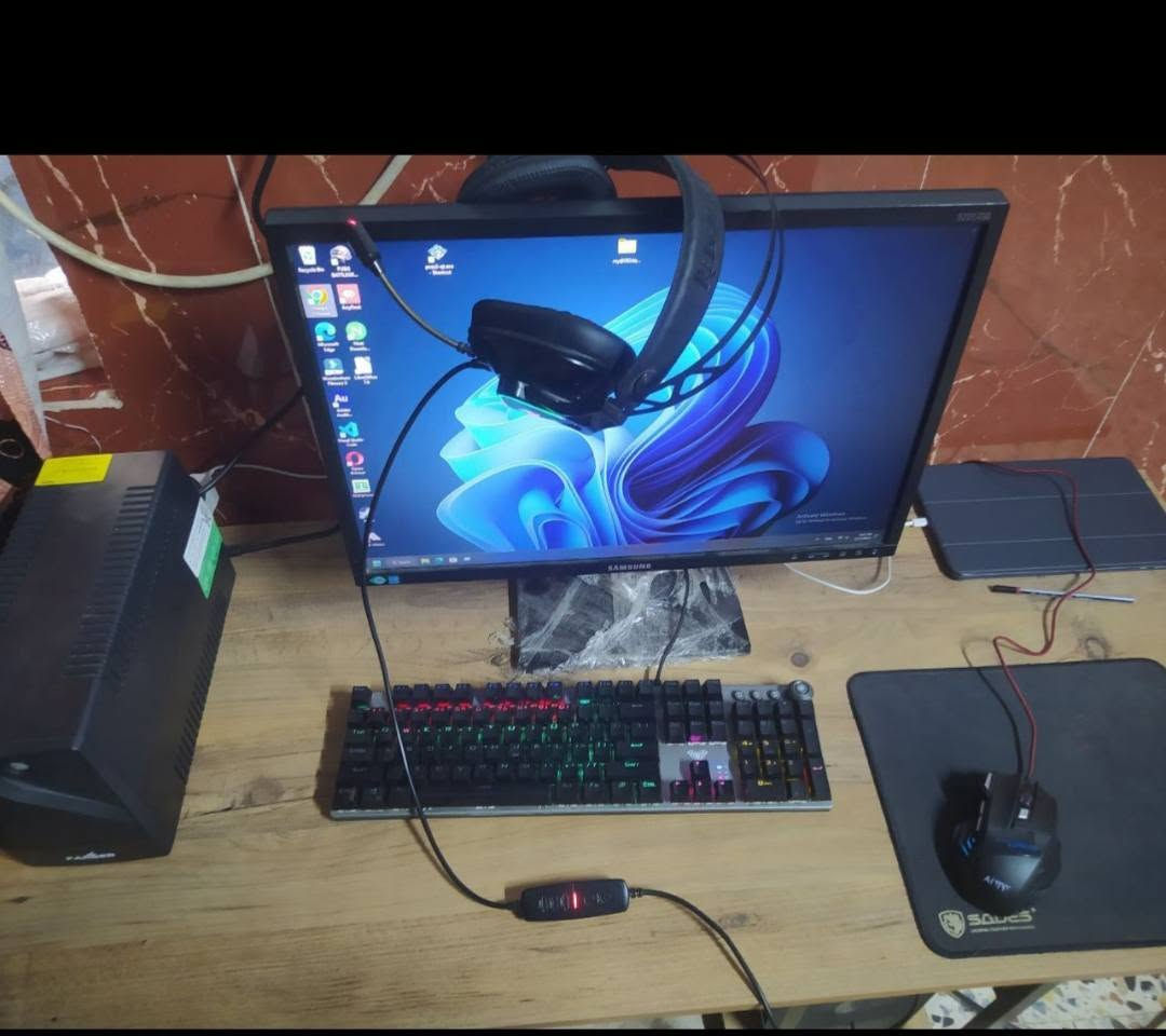 🔥 PC Gaming للبيع 🔥
✅ كارت شاشة: RX 580 8GB
✅ معالج: Intel Core i3-10105F (الجيل الحادي عشر)
✅ مذربورد: H610
✅ باور سبلاي: 500W
✅ مبرد عادي
✅ شاشة: 60Hz
✅ سماعات Redragon
✅ كيبورد وماوس

💰 السعر: 500 ألف دينار عراقي وقابل للتفاوض بشكل بسيط.

📍 الموقع: بغداد
📞 رقم الهاتف: ***********

الجهاز مناسب للألعاب والاستخدام اليومي، والبيع للمجادين فقط.

