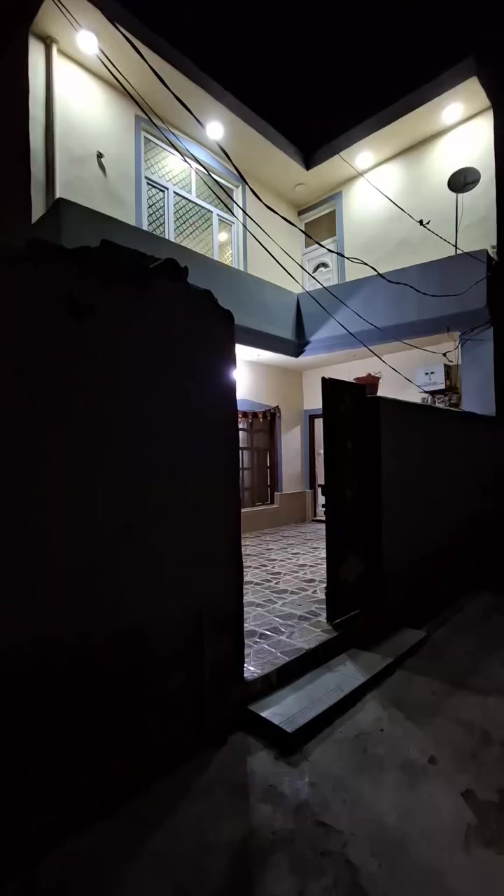 دار للبيع طابقين زراعي مساحته 120م في منطقة باب الدرب قرب أسواق محمد الشروكي يتكون من غرفة ضيوف وثلاث غرف نوم مع صالة ومطبخ وحمام ومخزن للاستفسار الاتصال على الرقم ***********
