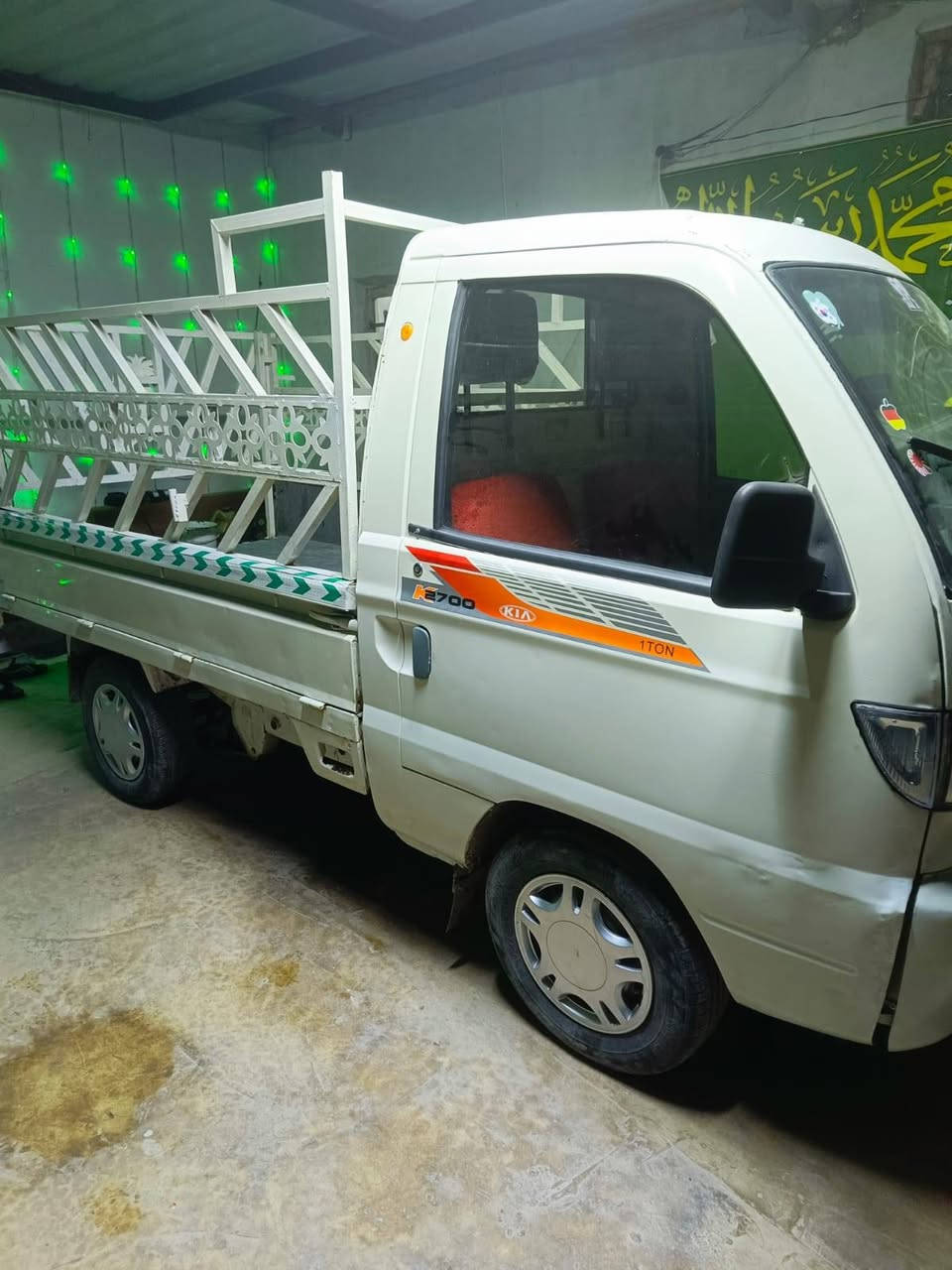 هيفي 2006 للبيع
بلادية بلا خياس كهربائيات كلها شغالة گير و محرك و اكسل بشرط تخم تاير سيارة فول الفول مو تعبانة 
للاتصال *********** فقط اتصال متوفر 
العنوان سامراء صلاح الدين
