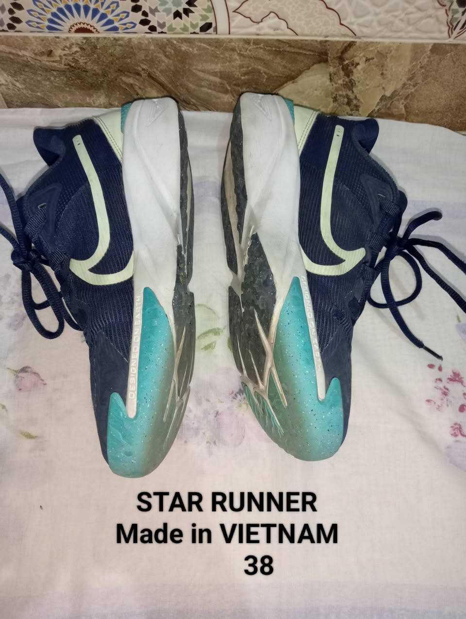 للبيع سبرديلات ماركات 🔥
Nike - Jordan - Zara - Newfeel - Cofra...
المقياس: 36.5 حتى 43
الحالة:جيدة جدا 
 
شيشاوة |
للتواصل الخاص او الواتساب 0771671214


**إذا كنت صاحب هذا الإعلان وتريد حذفه لأي سبب، رجاءا أرسل رسالة إلى الدعم الفني**