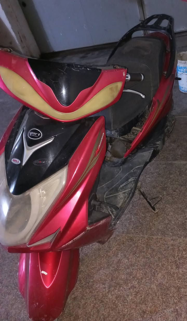 السلام عليكم دراجه كوم حديد 75 وبيه مجال ***********
