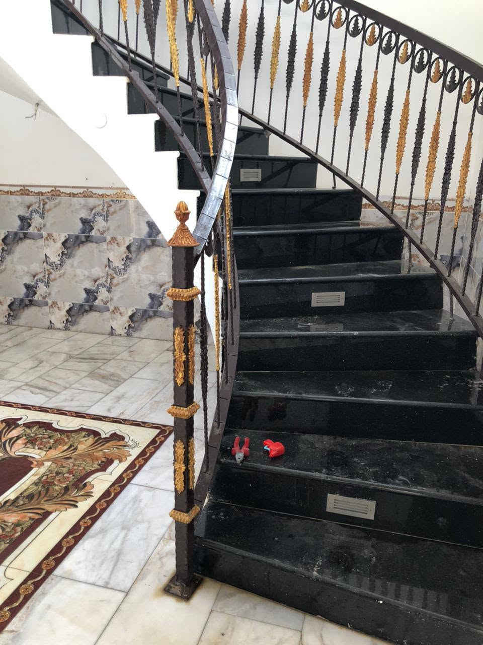 مشتمل للبيع مساحه 110 زراعي حي الاسرى 🏠 الرقم  الهاتف  ***********
