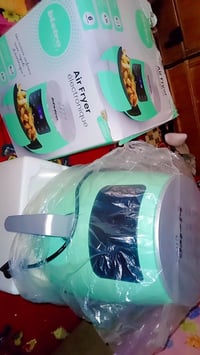 قلاية هوائية • استعملت مره • بيها مجال