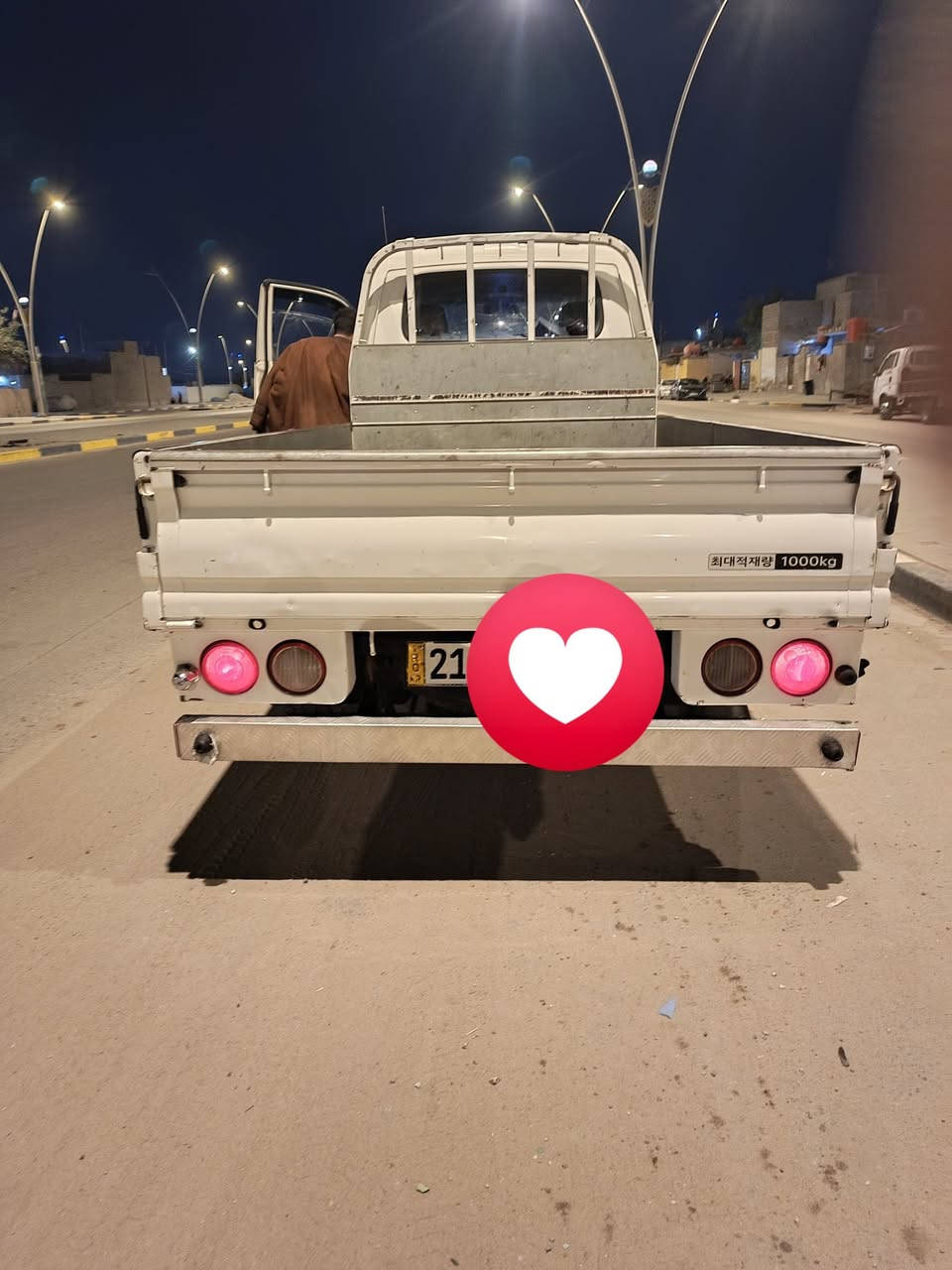 السلام عليكم سياره بنكو مديل 18 اصل مكينه دبلو جاف متوم رقم شمالي بيه حصت كاز اي محافضه تفول سنويه تنتهي 30 مكينه خير من الله تخم تاير جديد حداديه جديده باتري توني شادله مكان بصره سعر 62 وبيه مجال شي قليل استفستار عله هاذ رقم ***********
