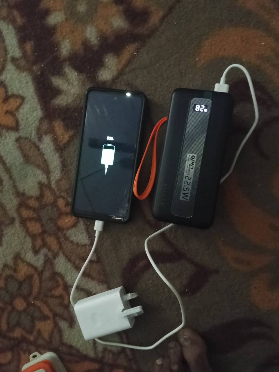 سلام عليكم عندي باور بنك للبيع أصلي يدعم الشحن السريع وحقيقي شاحنات موبايل ثلاث مرات بيوم مطرة القوية لمن ضالت للصبح عن قطاع كهرباء في زبير وشاحنت لايت بنركيت مرتين وهاي بطاريات 5 بي القدرة50000ملي أمبير والله محتاج واريد ابيعه أخذته 55الف اشتنطوني بس كون بل يرضي الله اخي وجزاكم الله خير عنواني مقبل الصحفيين


**إذا كنت صاحب هذا الإعلان وتريد حذفه لأي سبب، رجاءا أرسل رسالة إلى الدعم الفني**