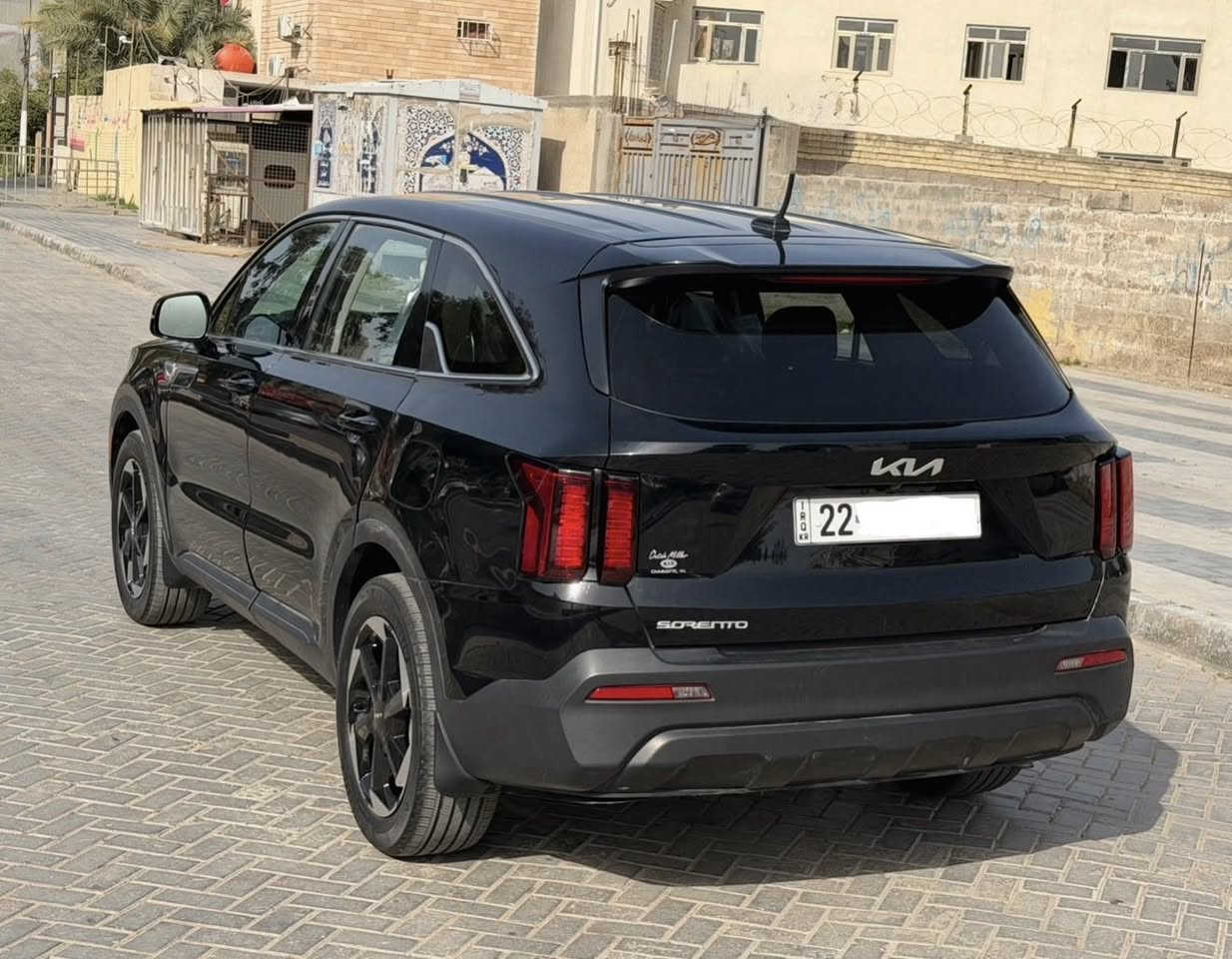 للبيع فقط بدون مراوس
سورنتو 2023‏ 
السياره مرقمه اربيل -فحص وهزه و سنويه جديد لحد 2030 
- حادث باب وجاملغ خلفي ايرباك برده فقط بجم كبس وخلف كبس

مواصفات
‏‎محرك 2500 Gdi
‏‎ 7 راكب 
‏‎ماشية 38 ألف
قطعتين تبريد 
‏‎رادار امامي 
‏‎رادار جانبي
رادار خلفي
هيترات بلكشنات
هيتر ستيرن
‏‎تحديد مسار 
‏‎قياده ذاتية
‏‎شاشه كار بلي
‏‎كامره دواره 
‏‎لايت لد عالي ناصي 4 عدسات 
5وضعيات قياده 

سعر 223 وبيهة مجال بسيط 
مكان السيارة  بغداد العطيفيه
للأستفسار ***********

