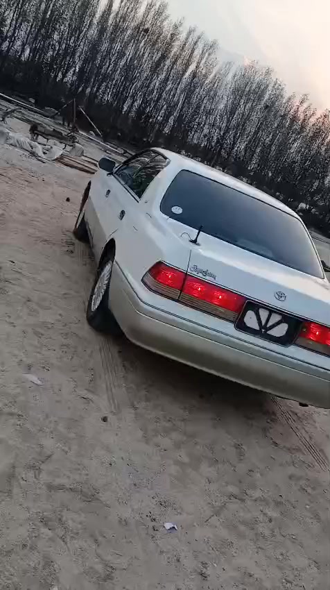 سياره مكفوله مكينه 3000فيفيتي وكير جديد سياره مكفوله تخم تاير  سعر 115وقابل للتفاوض للتصال ‏‪***********‬‏
