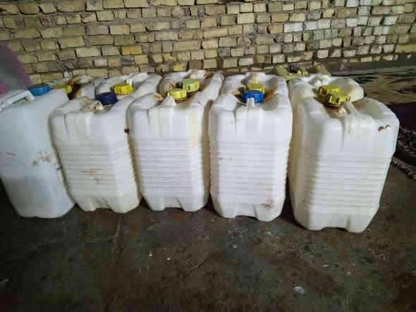 جلكانات 20 التر  نضيفات وقويات مال نفط  العدد10 جلكانات
سعر  الجلكان الواحد 3 الف بدون تعامل رجائن 
الشراي يجي خاص أو يتصل***********
