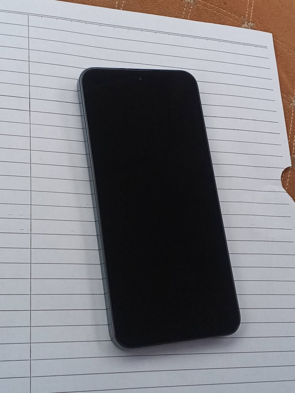 السلام عليكم
هونر X9d ذاكرة 256 الرام 12 جهاز اخو الجديد شخط واحد مابي ملحقاته كاملة كارتونه وشاحنه وحافظة للسعر 375 مكاني بغداد ***********
