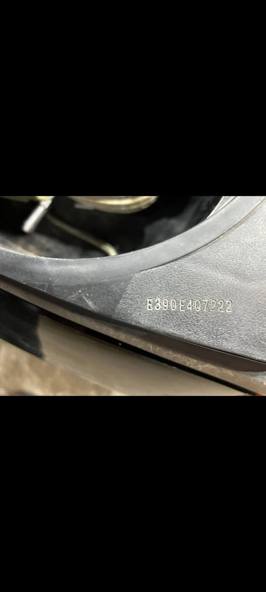 دراجة بوليس كابريتة مكفولة كفالة عامة ما ناقصة برغي كلهة ختم واحد وي المحرك نازلة من الحاوية قبل 6 اشهر وصل معرض موجود مراوس بـ( ماكس عدلة مزودة_جبلي _ سكنس مزودة) فرقك او فرقي علة حسب النضافة مكاني كربلاء 
تواصل عل واستاب فقط *********** _
