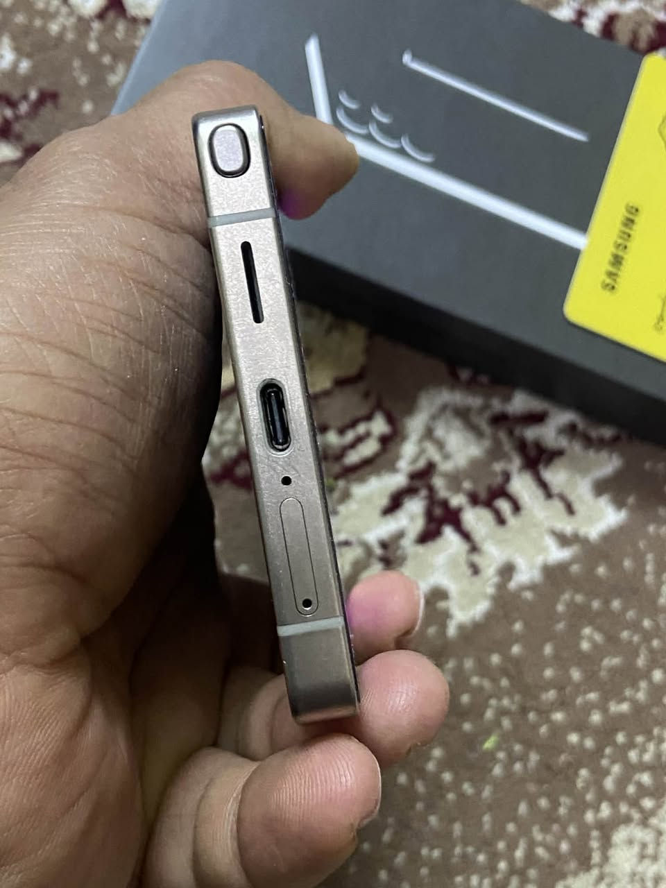 السلام عليكم

اس 25 الترا

ضمان كارت الشاشة سنة

الذاكرة 256

نظافة الجهاز 100%100

مشترين الجهاز بالقسط ((مليون 700)) وصل الجهاز موجود

مجرد مفتوح من الكارتون 

سعر الجهاز مليون 150 قفل   + لا زكة ضد الكسر وحافظه اصليه

الجهاز مكفول تجي تأخذه من البيت وضمان بيه شهر كامل

اتصال او واتساب ***********
