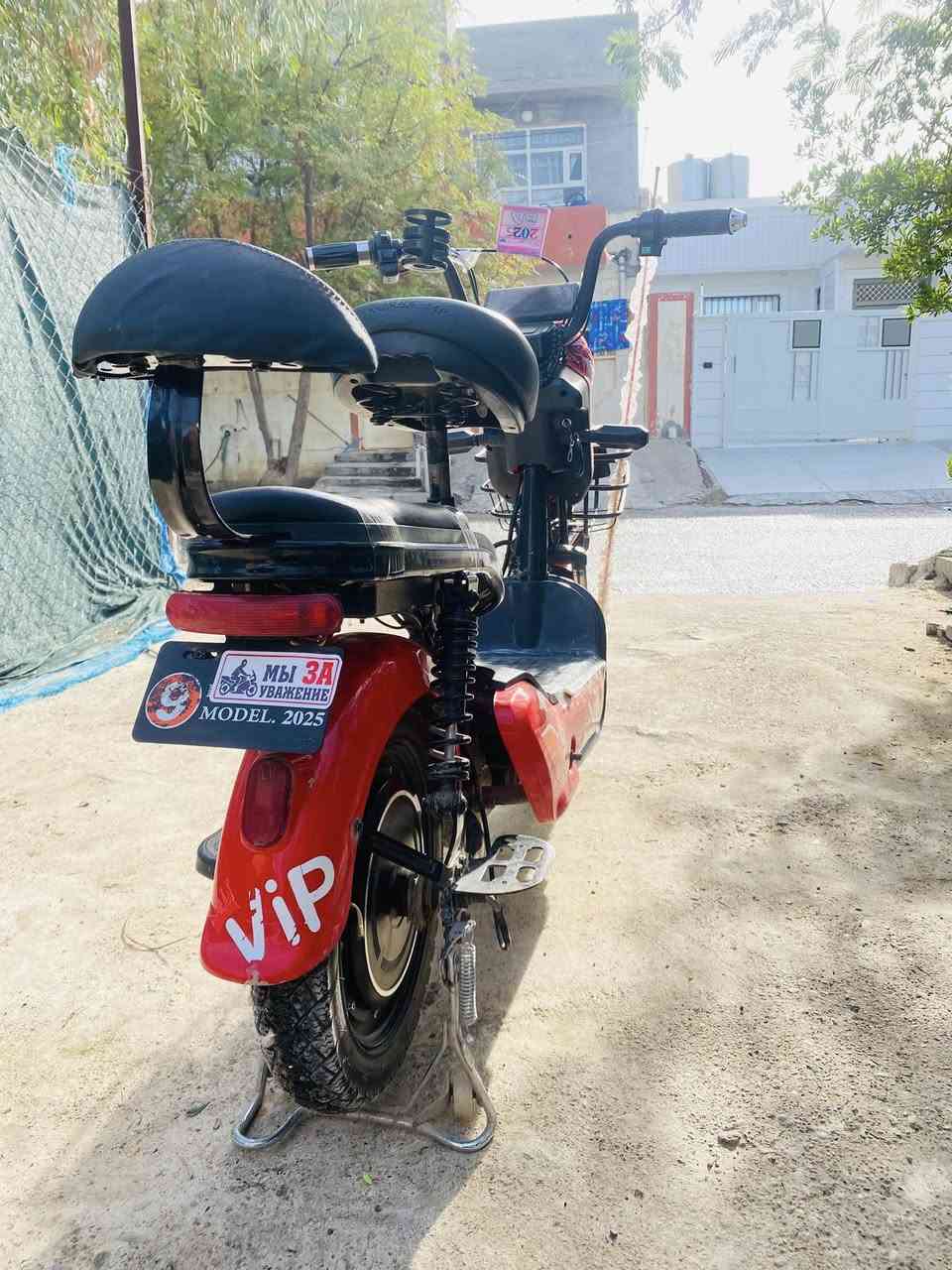 بۆ فرۆشتن  حەجم ١٤ .٤باتریە
نامەیان تەلەفونکن .ژ.***********
