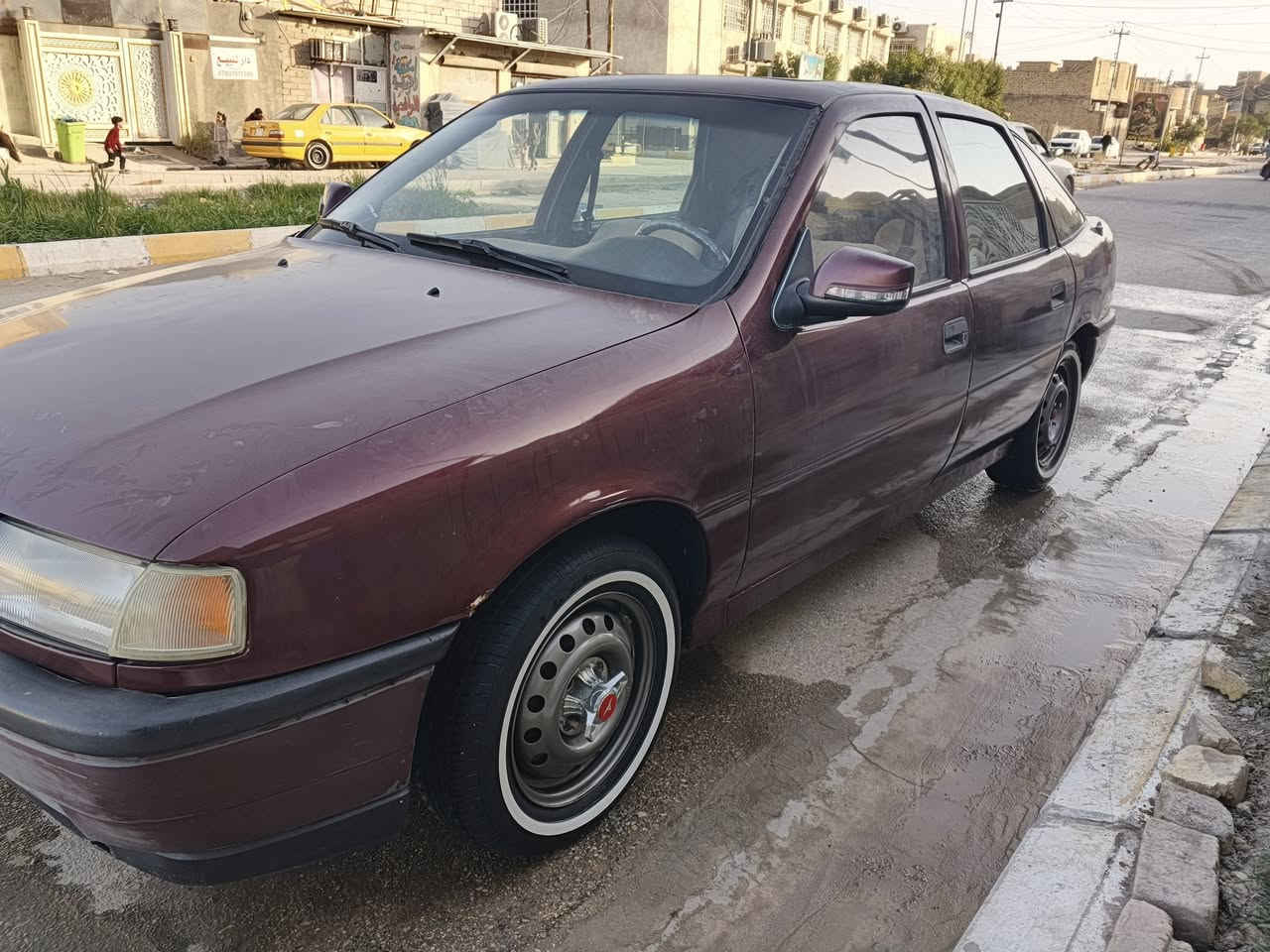 سياره أوبل فكتره
فقط صبغ جماليه
بغداد 
مداور فورأ 
كير ومحرك شرط
السعر40 وبيه مجال
*********** العنوان ناصريه مركز
