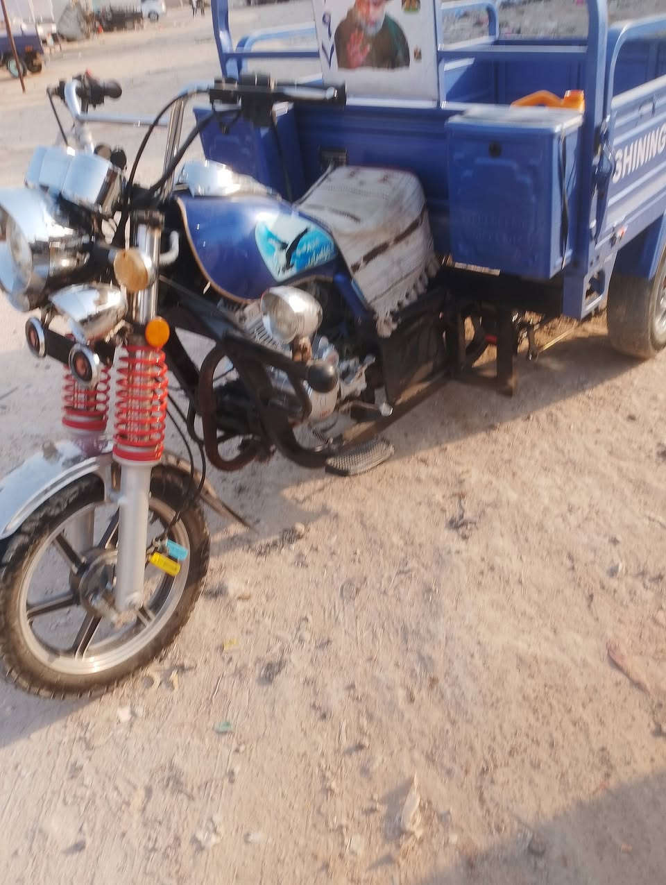 جمره فحل ض موديل 23 طالعه بنهايه ال 25 دراجه نظيفه حيل ما متعوبه بديها شوف العين اللي تفيده خابرني مجمع سبب بغداد الوكيل مالتها***********
