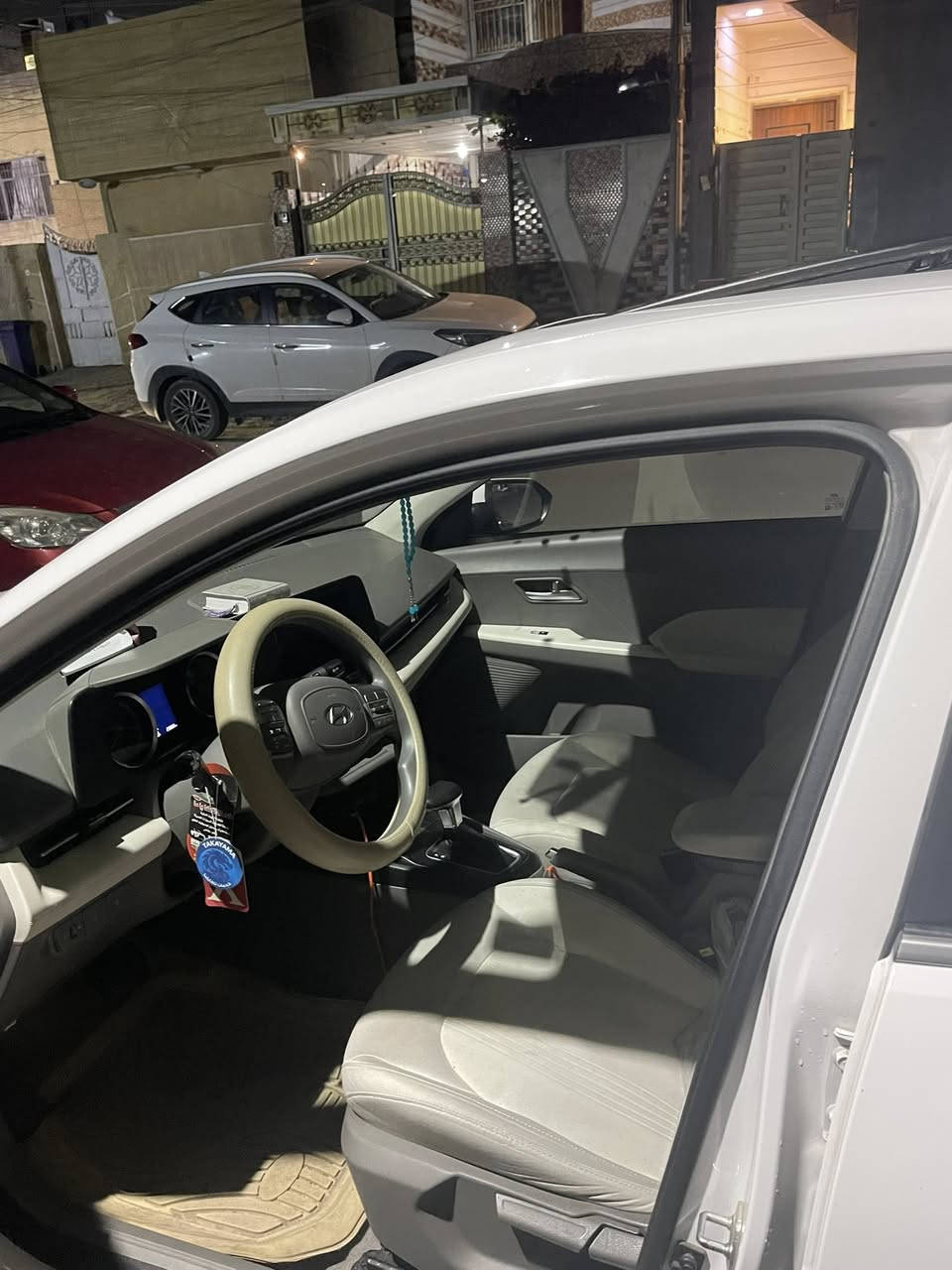 سلام عليكم
اكسنت موديل 2024 خليجي مكفوله للبيع ماشيه 29 ألف

شاشه  car play تحكمات بلمري سويج عدد 2  سياره نضيفه استخدام شخصي 

0772 4813964  العنوان /شارع فلسطين ساحه بيروت
