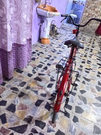 بايسكل ياباني حجم ٢٦ لون احمر بريك خلفي شغال بايسكل سريع وحلو  سعره ٤٥...