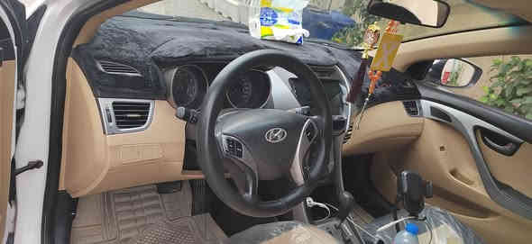 السلام عليكم
سيارة للبيع مو مراوس النترا بيضاء موديل ٢٠١٣ خليجي مكفوله عدا البنيد والدوسة مال باب اليمين السيارة خصوصي ونظيفه جدا مال بيت للتواصل على الرقم *********** وبي واتساب
