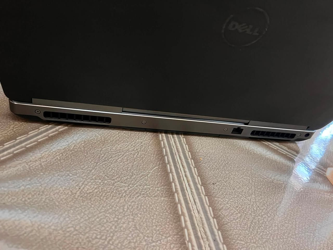 DELL core i7- G6
600 وبي مجال..
***********
