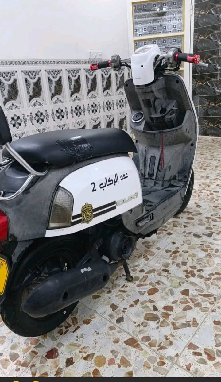 سلام عليكم دراجه نوع بوليس الدراجه مكفوله
من التبخير والتنقيص كهربائيات كله شغاله السعر550


**إذا كنت صاحب هذا الإعلان وتريد حذفه لأي سبب، رجاءا أرسل رسالة إلى الدعم الفني**