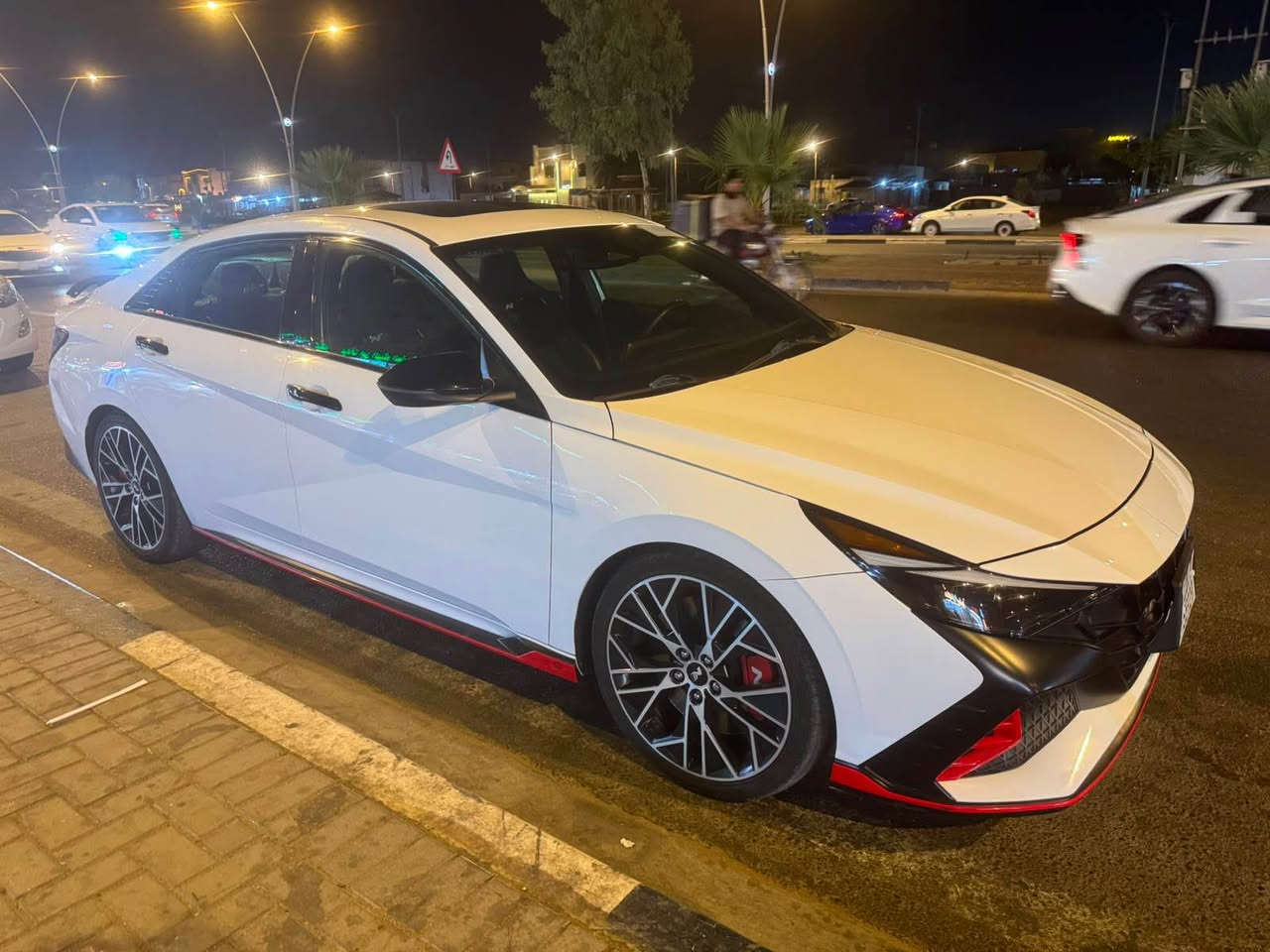 سلام عليكم شباب النترا فئه N مديل 2023 كير اتو ماتيك  محرك 200 توربو عداد سراعه 300 ماشيه 29 كيلو  مواصفات بصمه تشغيل دخول ذكي تشغيل عن بعد سلايد فتحه سقف محرك0 .2 التر تيربو بقوه375 حصان كزوزات رياضيه مع طلقات مميزه جناح خلفي رياضي دوسات رياضيه شعار N شاشه متصل دجتل شفتات ستيرن فول تحكم ستيرن نضام صوت BOSe شحن الاسلكي اللجوال مقاعد N رياضيه جلد مع تطعيم كنتاره اناره دخليه مود درايف 4 انضمه قياده  سيار كفاله عامه حته دعاميات بارد وصبغ وتبديل كفاله عامه دخله تقرير تعمل وتسير وسونار موجود مرفوق ويا صور سياره جديده معنى كلمه العنوان بصره سعر 160 بيه مجال الاستفسار الاتصال ع هذه رقم *********** البصرة, العراق
