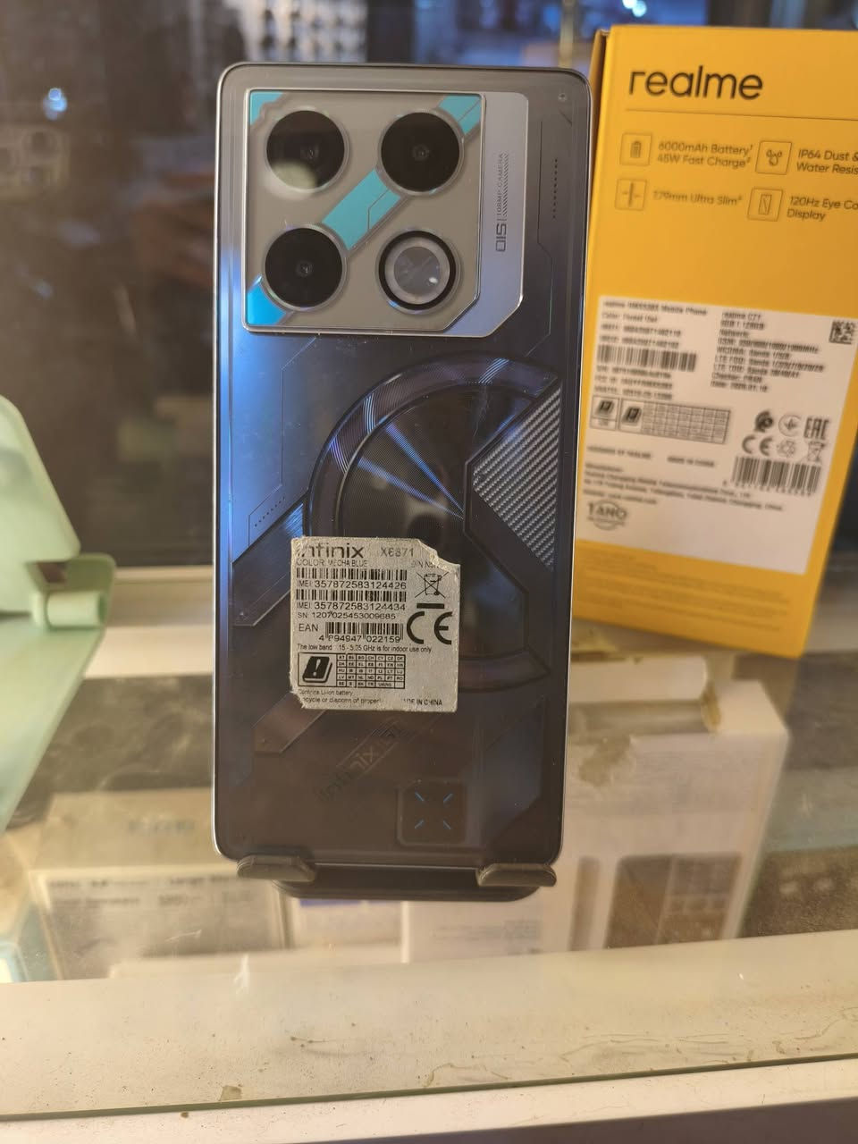 السلام عليكم جهاز نظيف ومرتب لجماعة الالعاب والبوبجي  التواصل على الرقم***********
📱اسم الجهاز
 INFINXE GT 20PRO  5G
💾 المعالج المركزي
Dimensity 8200 Ultimate
📟ذاكرة التخزين 256
الذاكرة العشوائية(RAM) 12+12
mAh 5000 البطارية 🔋 
 دقة الشاشة ٢٦٥٢ x ١٢٠٠
