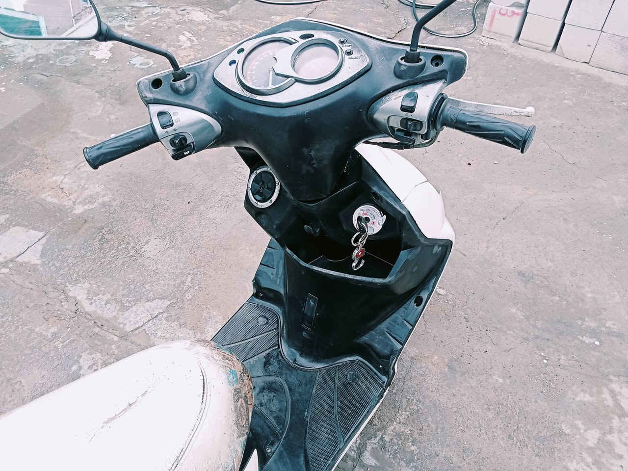 دراجه سكنز فحل للبيع سعره 850الف وبيه مجال اتصال على رقم الهاتف
***********

مكاني مسيب حي معلمين ثانيه
