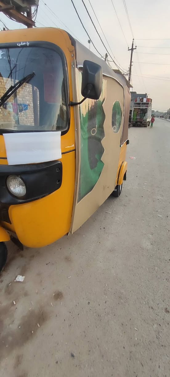 سلام عليكم شباب تكتك 2020شهر 12يوم 3دراجه خير من الله  تحويل مباشر لا تنقيص لا تبخير دراجه كلش حلوه ومال جناي معمره دوس وبيه ضربه بصف البكلايت الخلفي معمره وجاهزه للشارع مناقصه شي الحمدلله السعر 6او 500وبيه مجال قليل للشراي عنواني شارع الداخل بل شيشان الستفسار ***********ارجع واكرر تحويل مباشر
